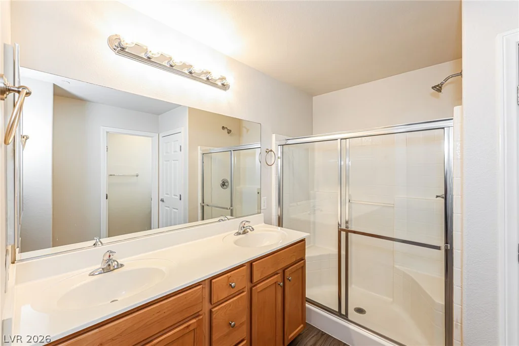 10225 Yarmouth Sea, Las Vegas, NV 89166