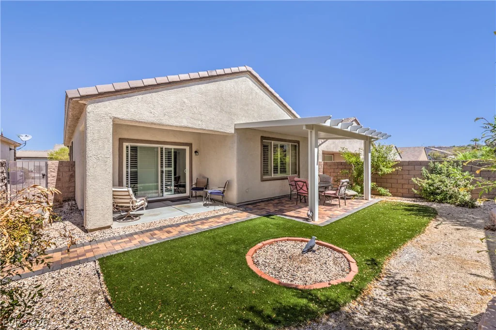 2439 Erastus, Henderson, NV 89044