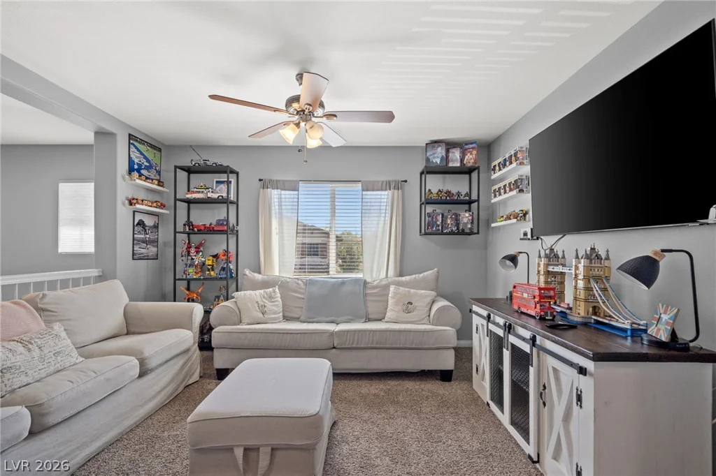 10413 Mount Washington, Las Vegas, NV 89166