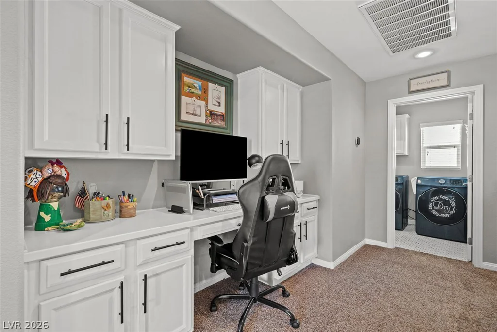 10413 Mount Washington, Las Vegas, NV 89166