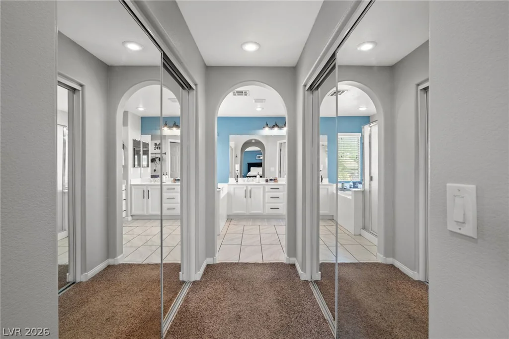 10413 Mount Washington, Las Vegas, NV 89166