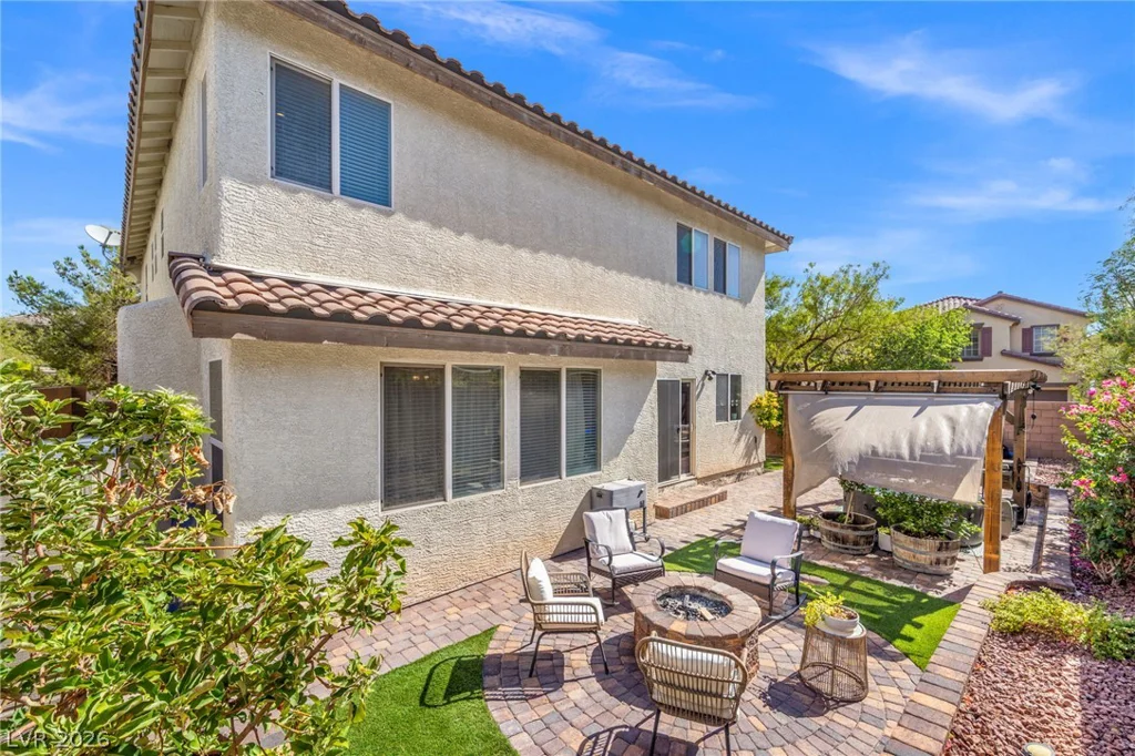 10413 Mount Washington, Las Vegas, NV 89166