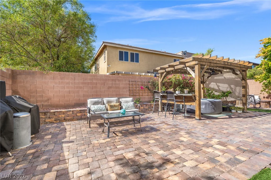 10413 Mount Washington, Las Vegas, NV 89166