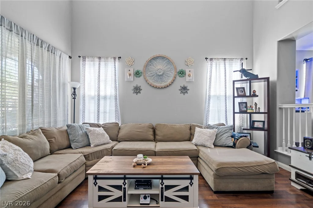 10413 Mount Washington, Las Vegas, NV 89166