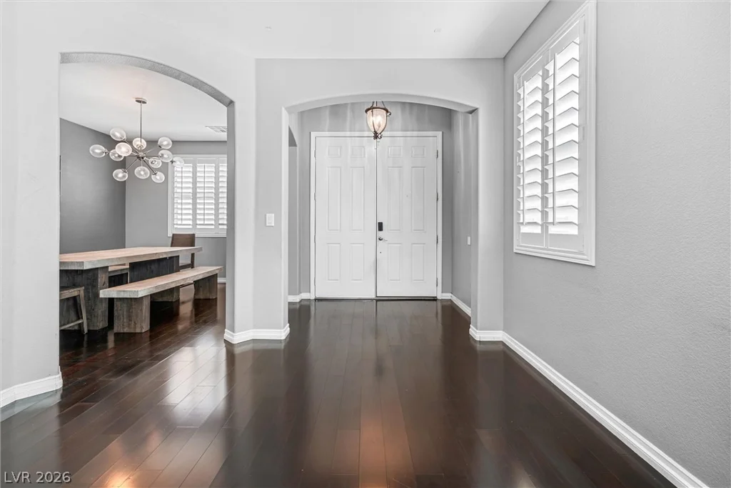 6297 Whispering Creek, Las Vegas, NV 89148