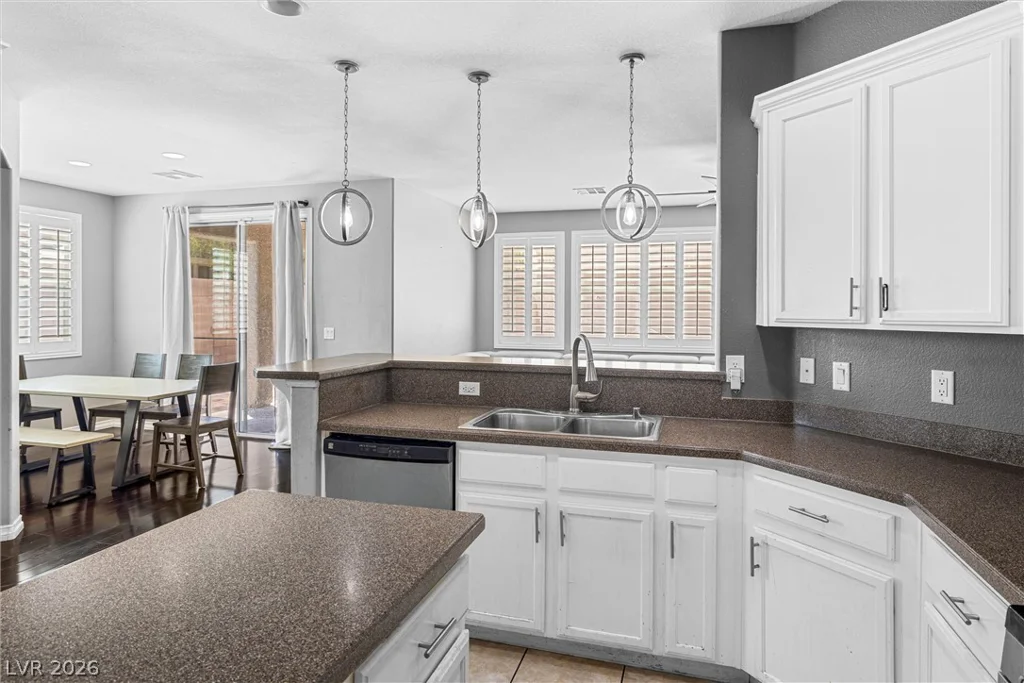 6297 Whispering Creek, Las Vegas, NV 89148