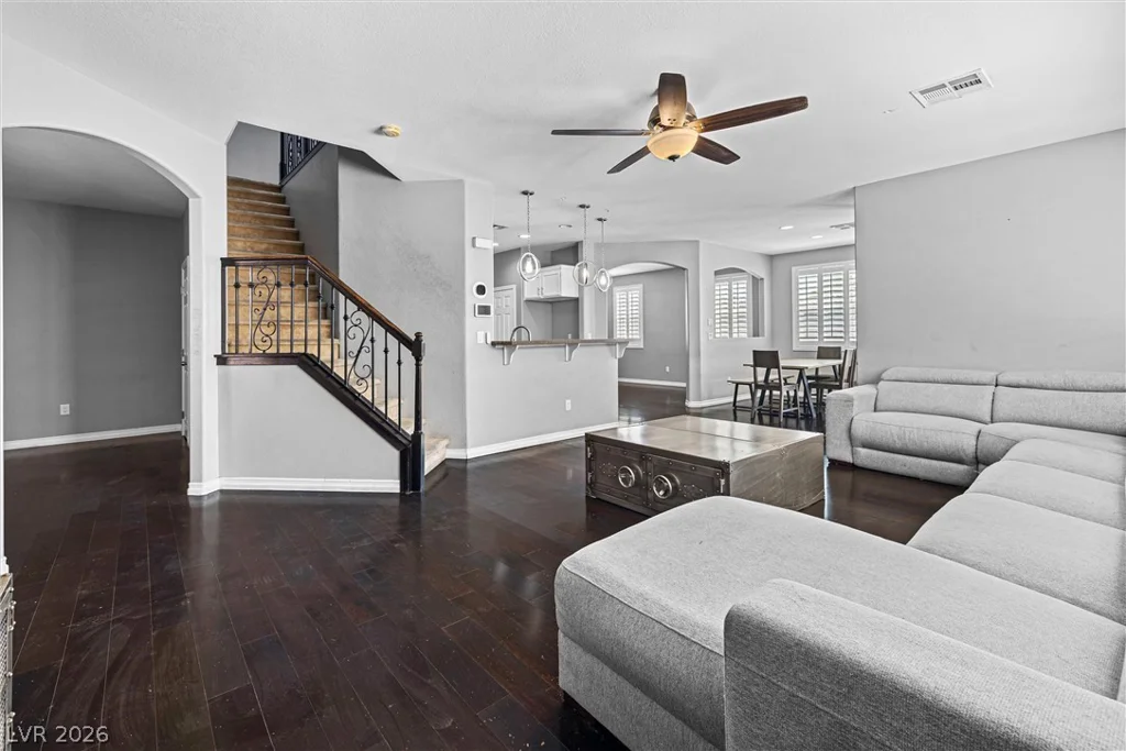 6297 Whispering Creek, Las Vegas, NV 89148