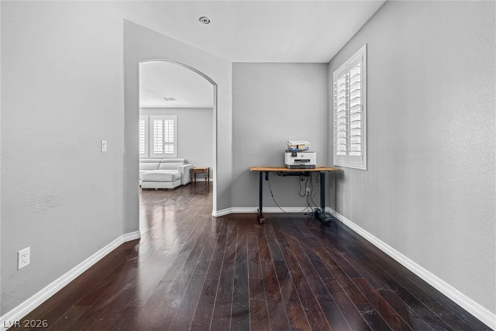 6297 Whispering Creek, Las Vegas, NV 89148