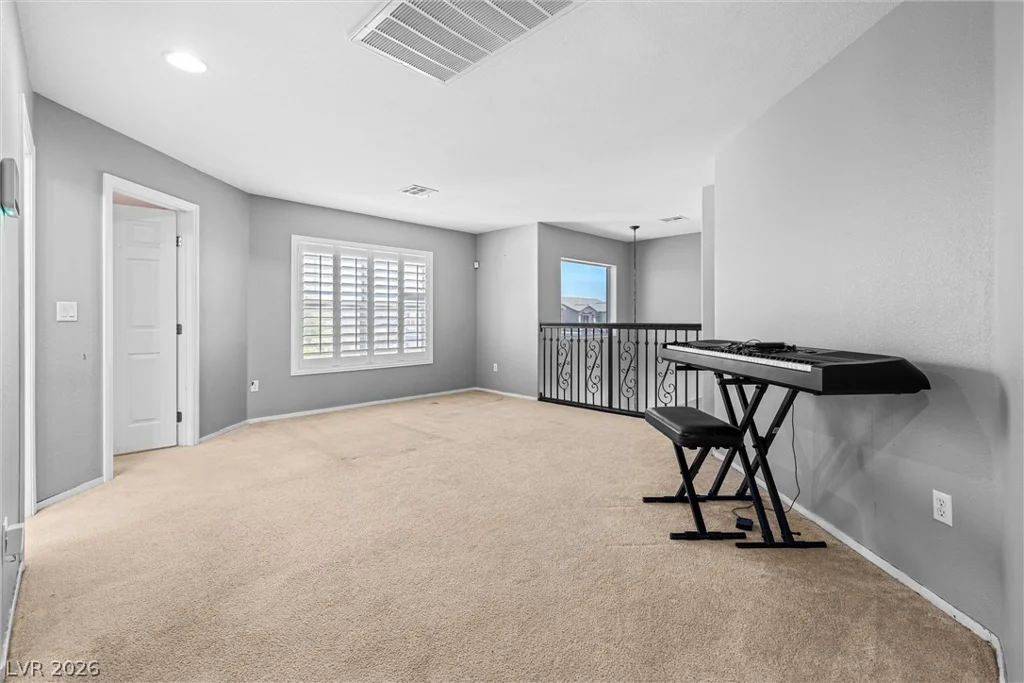 6297 Whispering Creek, Las Vegas, NV 89148