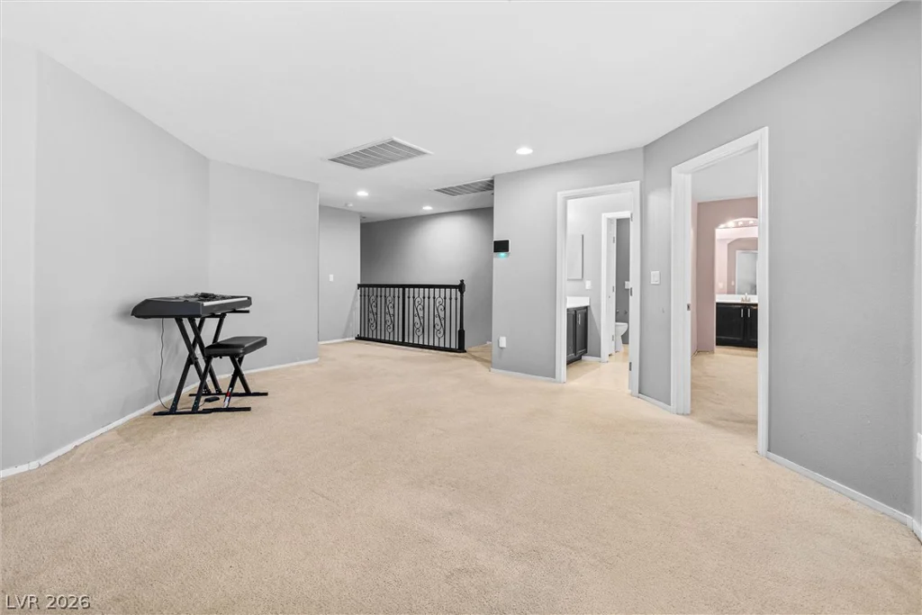 6297 Whispering Creek, Las Vegas, NV 89148
