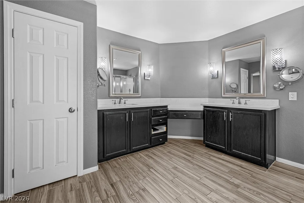 6297 Whispering Creek, Las Vegas, NV 89148