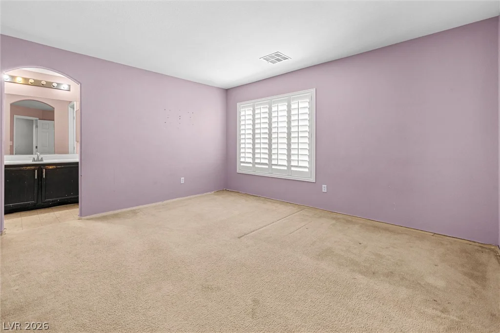 6297 Whispering Creek, Las Vegas, NV 89148