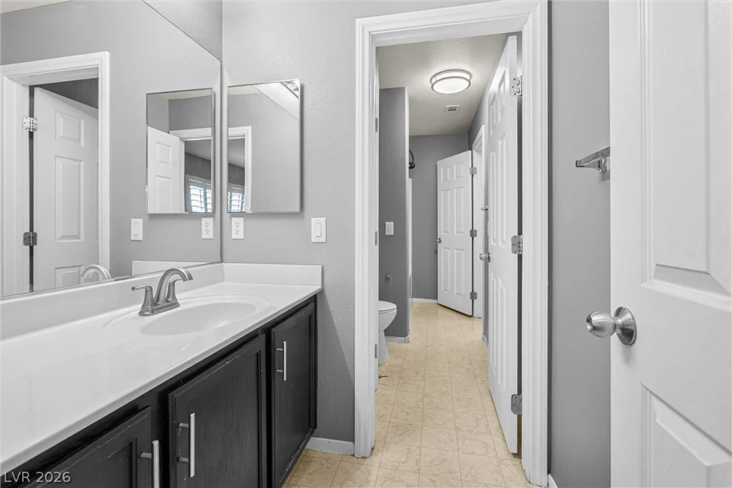 6297 Whispering Creek, Las Vegas, NV 89148