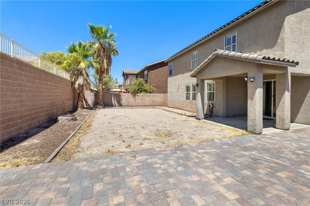 6297 Whispering Creek, Las Vegas, NV 89148