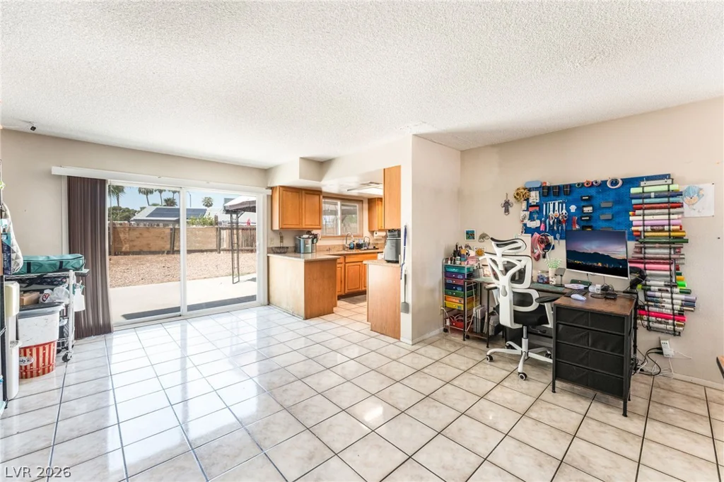 408 Barlow, Las Vegas, NV 89110