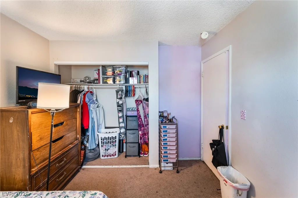408 Barlow, Las Vegas, NV 89110