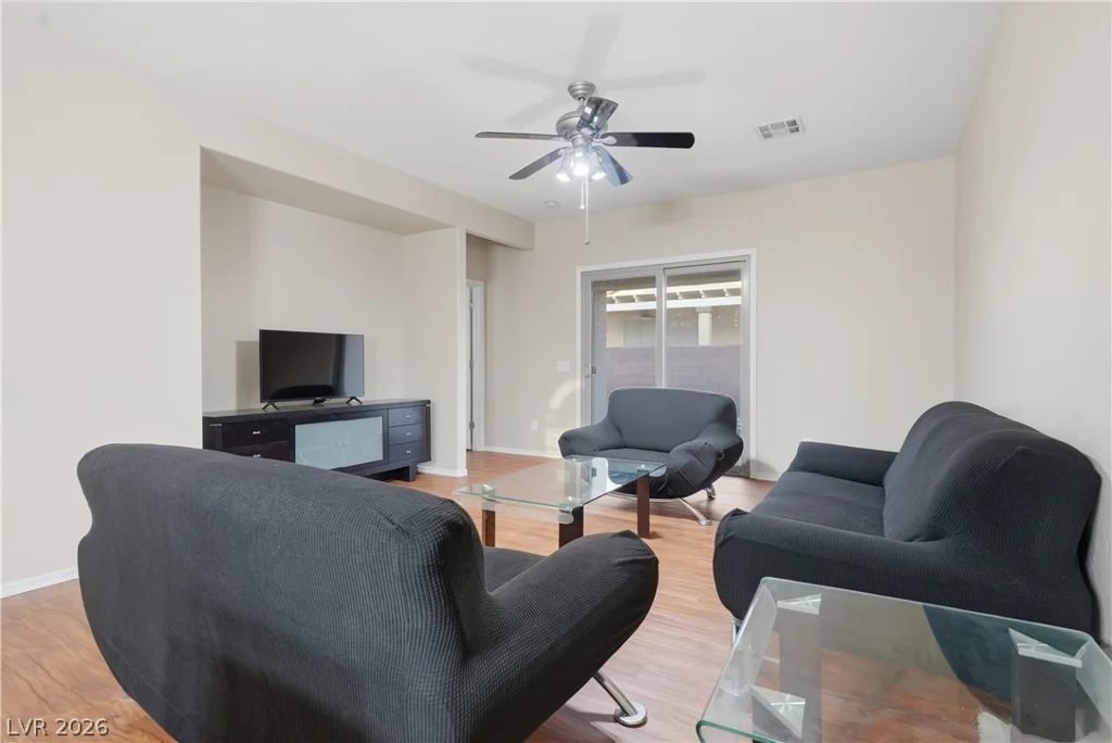 3872 Paint, Las Vegas, NV 89122