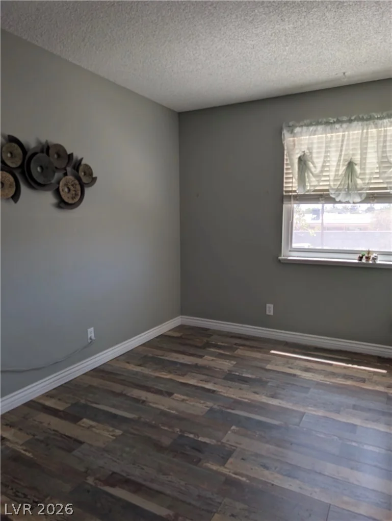 6003 Vegas, Las Vegas, NV 89108