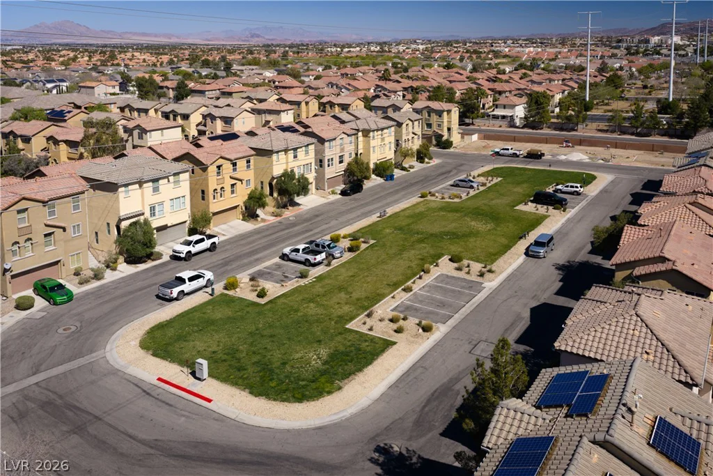10287 Tiger Paws, Las Vegas, NV 89183