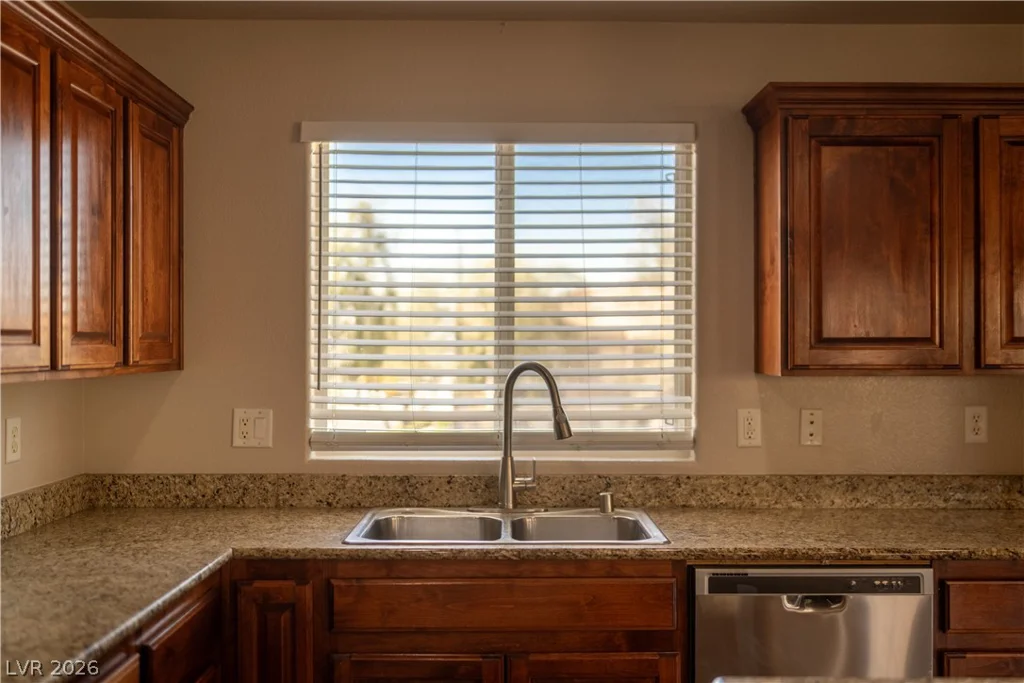 10287 Tiger Paws, Las Vegas, NV 89183