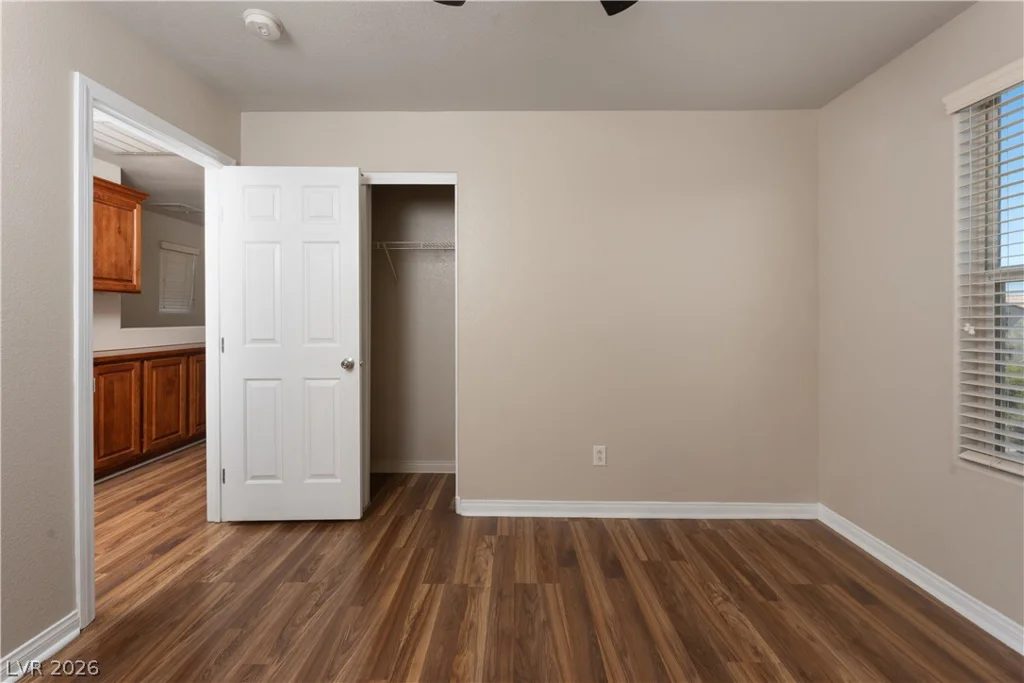 10287 Tiger Paws, Las Vegas, NV 89183