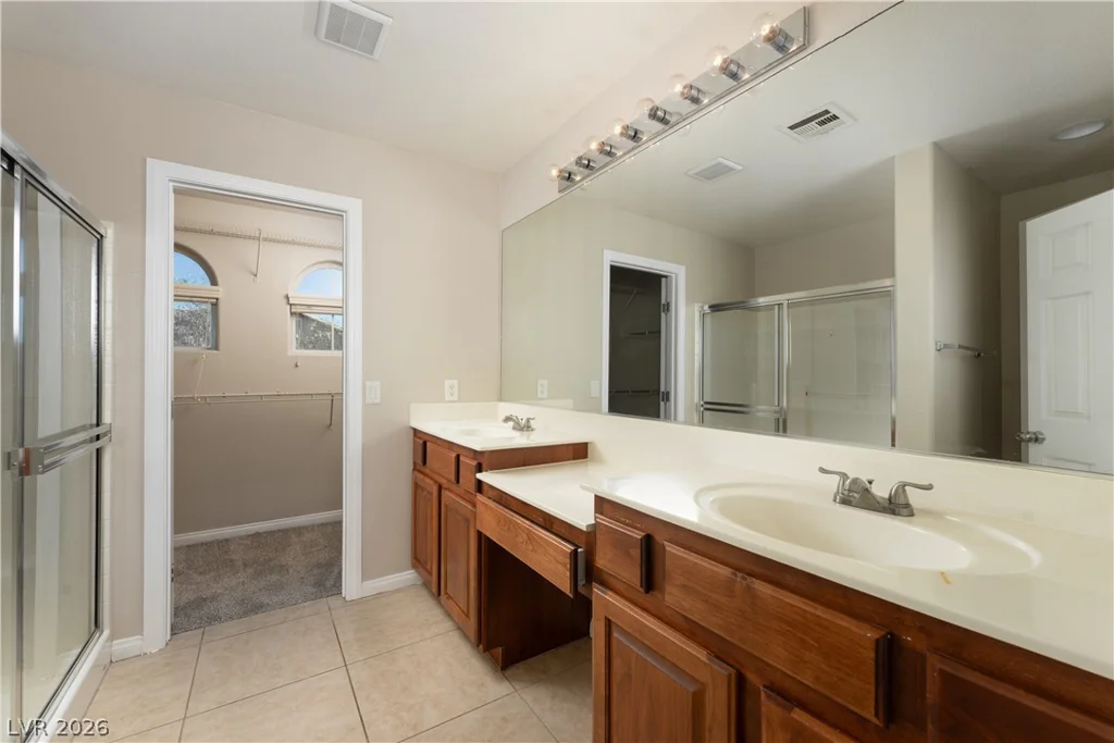 10287 Tiger Paws, Las Vegas, NV 89183