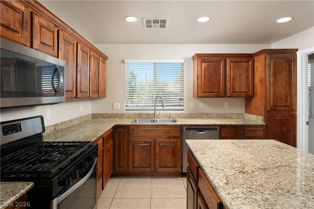 10287 Tiger Paws, Las Vegas, NV 89183