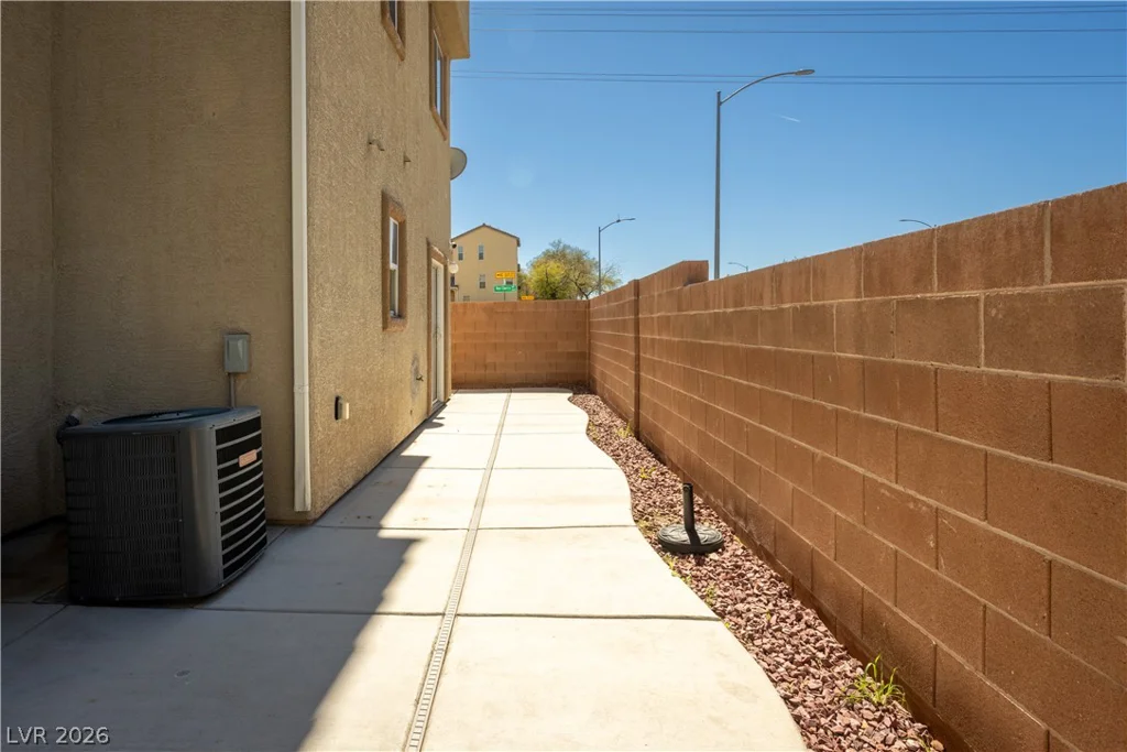 10287 Tiger Paws, Las Vegas, NV 89183