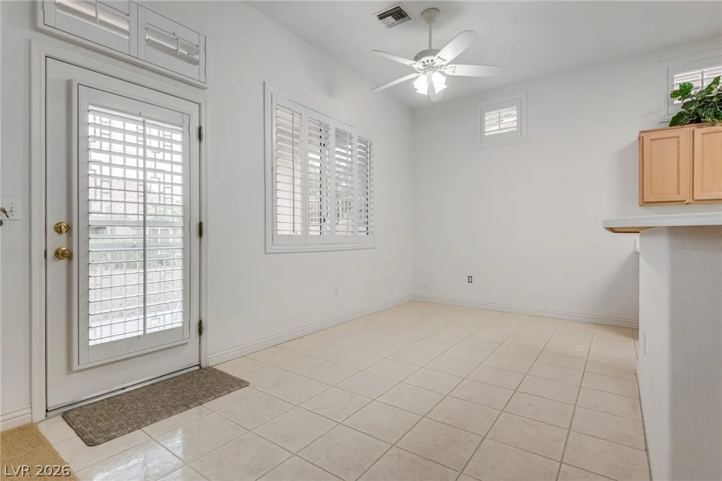 10321 Willamette, Las Vegas, NV 89134