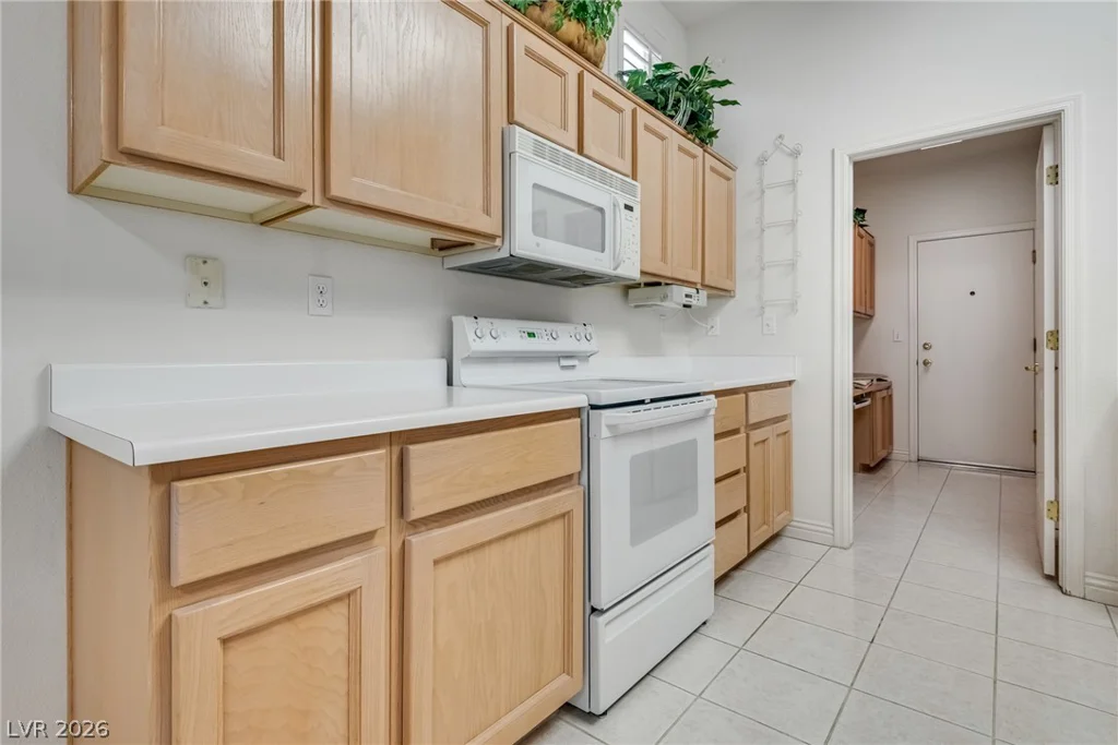 10321 Willamette, Las Vegas, NV 89134
