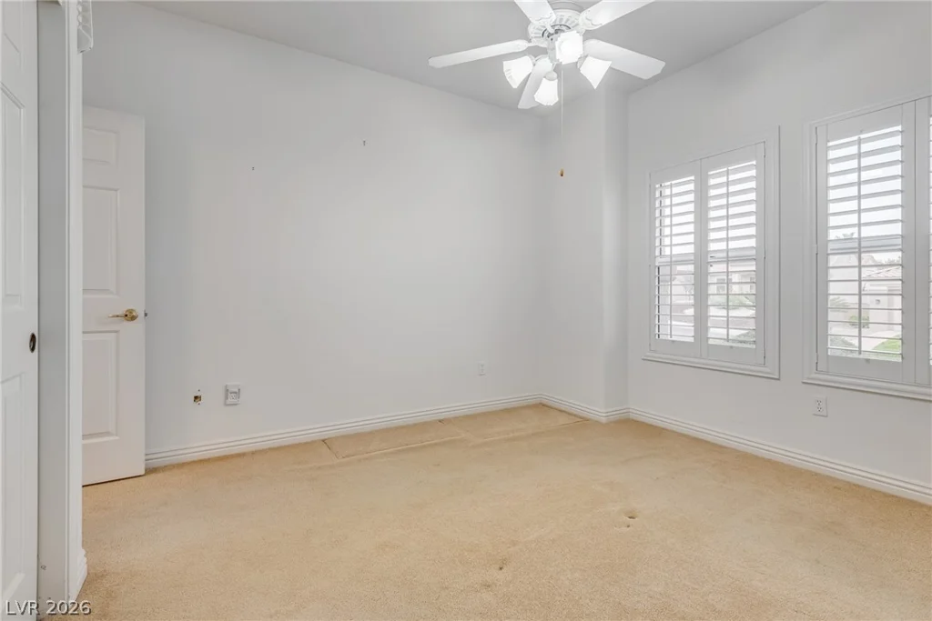 10321 Willamette, Las Vegas, NV 89134