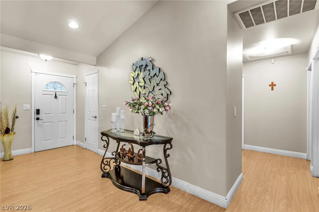 6145 Twain, Las Vegas, NV 89103