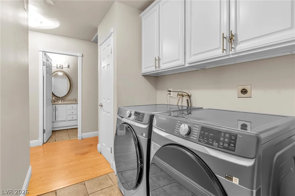 6145 Twain, Las Vegas, NV 89103