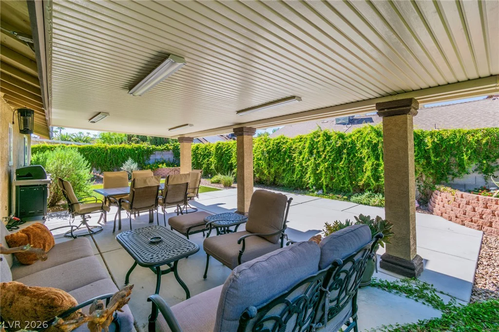6145 Twain, Las Vegas, NV 89103