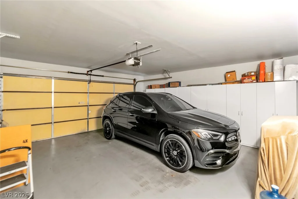 6145 Twain, Las Vegas, NV 89103
