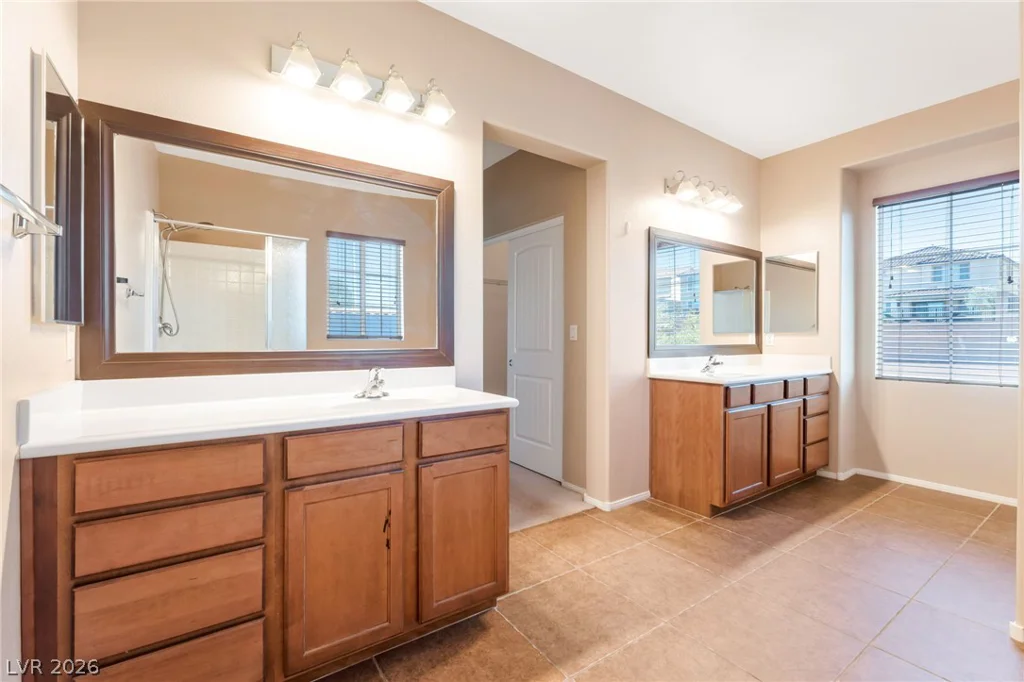 6569 Brooklyn Heights, Las Vegas, NV 89166
