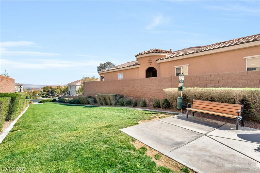 6569 Brooklyn Heights, Las Vegas, NV 89166