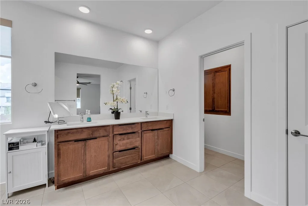 1309 Azure Jay, North Las Vegas, NV 89084