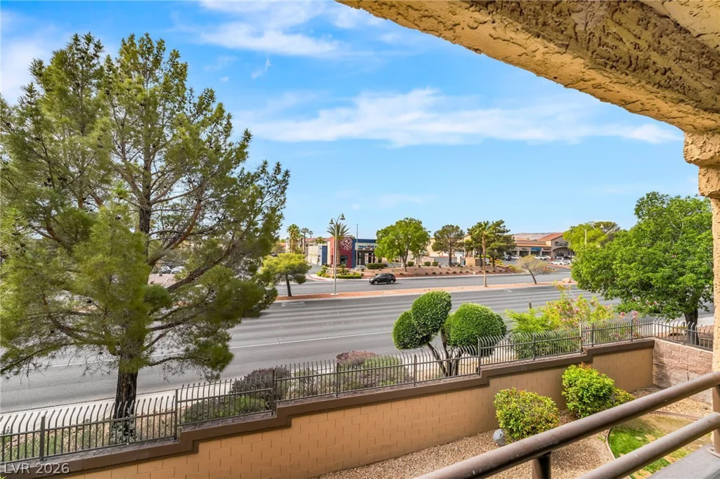2200 Fort Apache, Las Vegas, NV 89117