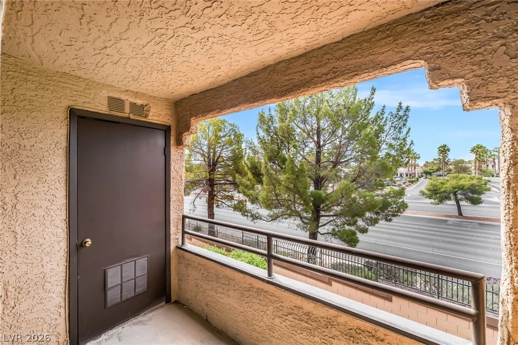 2200 Fort Apache, Las Vegas, NV 89117