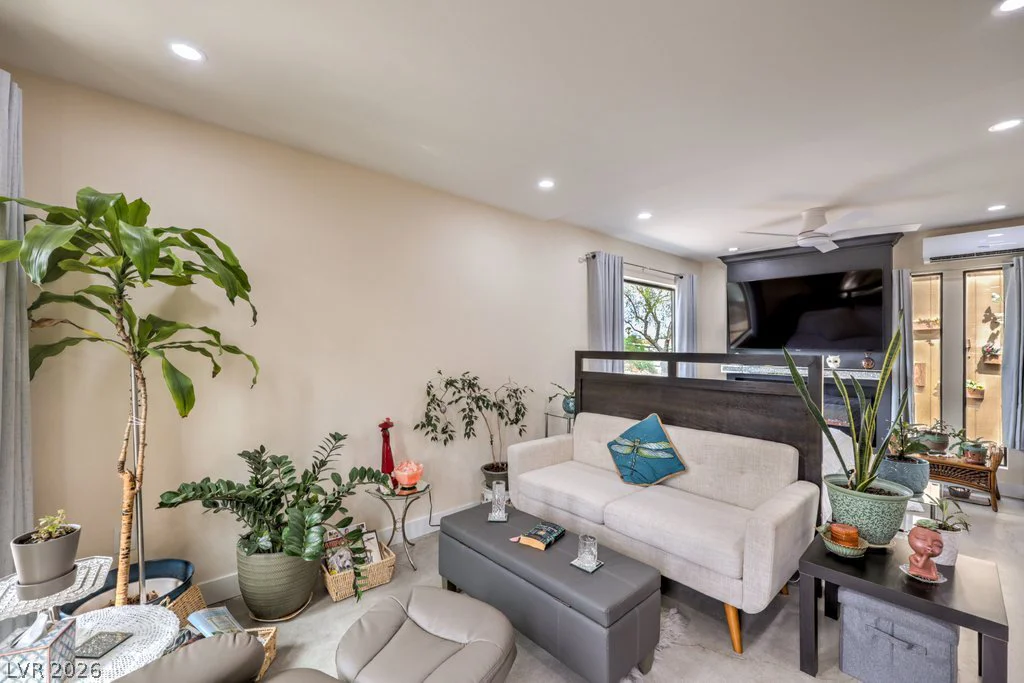 6945 Cobblestone, Las Vegas, NV 89145