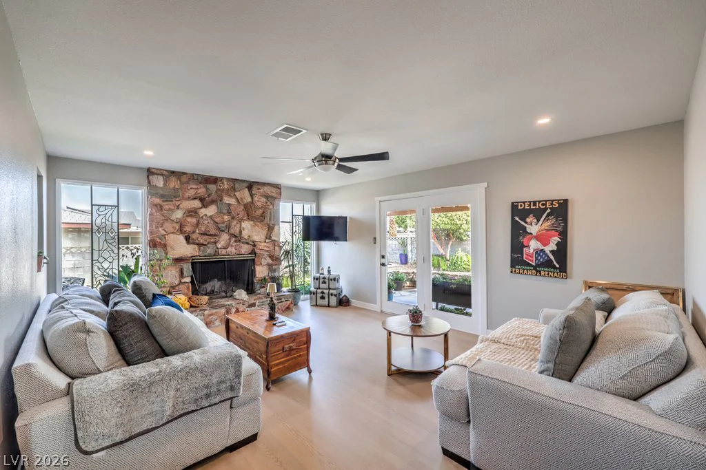 6945 Cobblestone, Las Vegas, NV 89145
