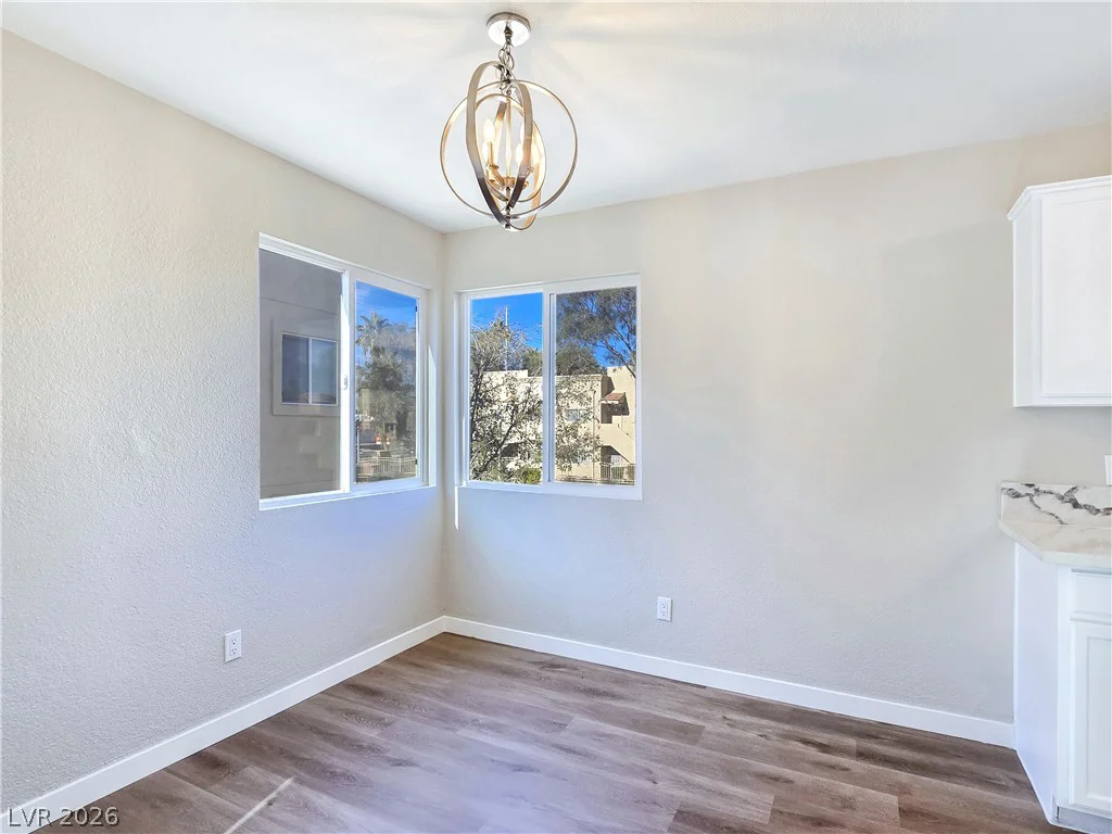 1812 Decatur, Las Vegas, NV 89108