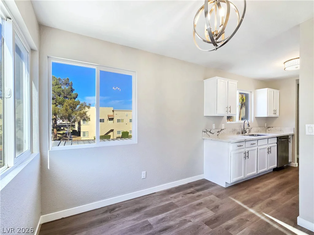 1812 Decatur, Las Vegas, NV 89108