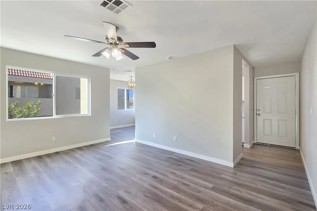 1812 Decatur, Las Vegas, NV 89108