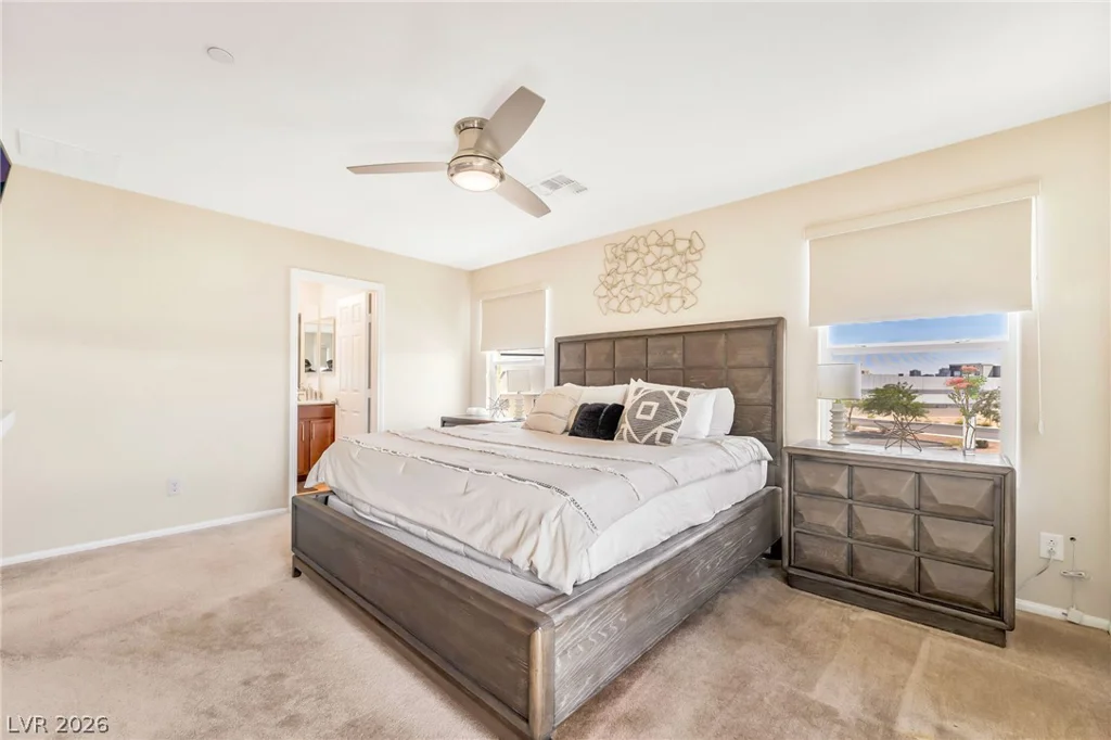 5692 Calm Season, Las Vegas, NV 89118