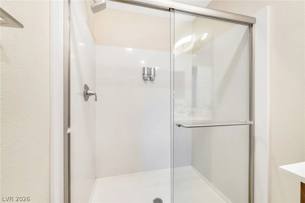 5692 Calm Season, Las Vegas, NV 89118