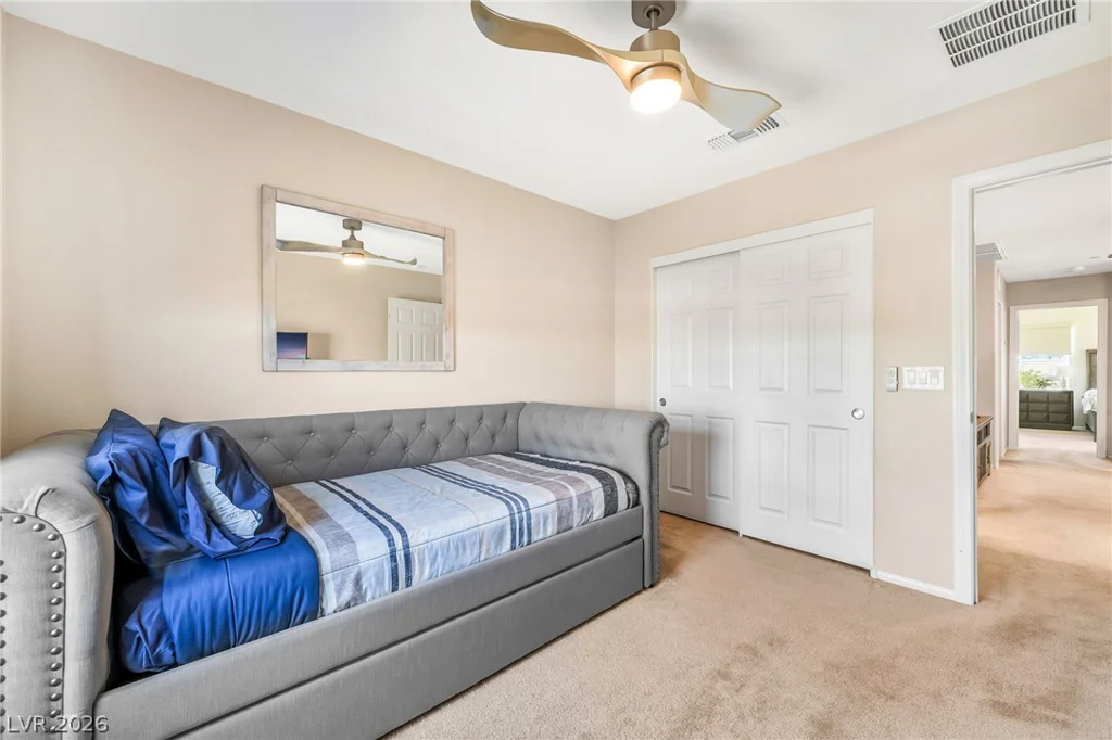 5692 Calm Season, Las Vegas, NV 89118