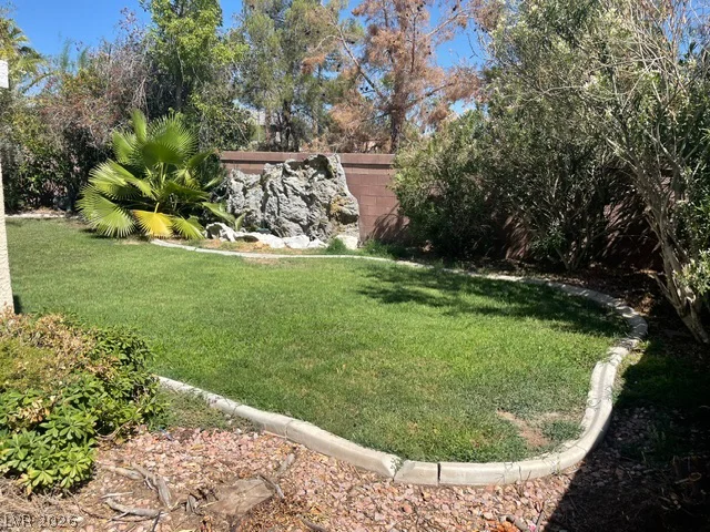 6724 Coronado Crest Ave., Las Vegas, NV 89139