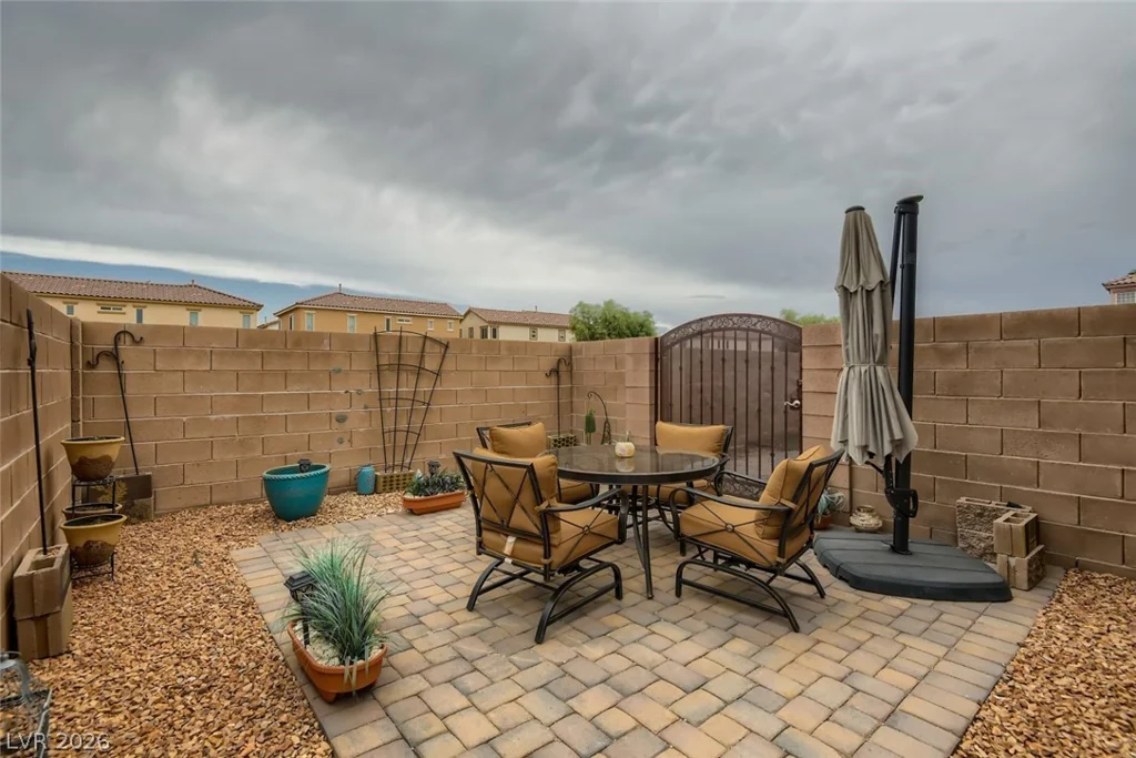 702 Emerald Idol, Henderson, NV 89011
